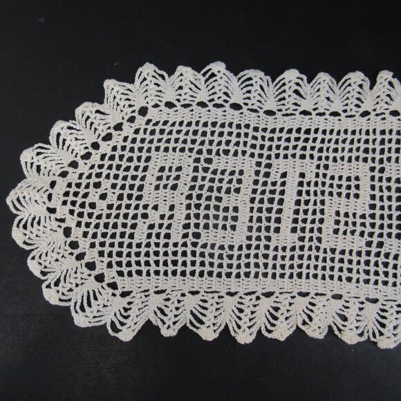 Hand Crochet Vintage Small White Table Runner with Surname Lester 8" x 18" - Picture 6 of 9